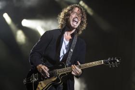 MORREU CHRIS CORNELL, VOCALISTA DOS SOUNDGARDEN E DOS AUDIOSLAVE