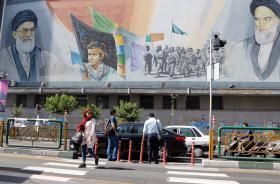 URNAS ABREM NO IRÃO PARA ELEIÇÕES PRESIDENCIAIS