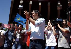 PEDRO SÁNCHEZ É O ESCOLHIDO PARA VOLTAR A LIDERAR OS SOCIALISTAS ESPANHÓIS