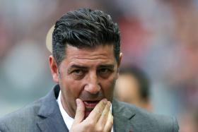 KALAICA MARCA GOLO DO EMPATE DO BENFICA NO BESSA