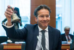 MINISTROS DO EUROGRUPO SEM ACORDO SOBRE MAIS DINHEIRO PARA GRÉCIA