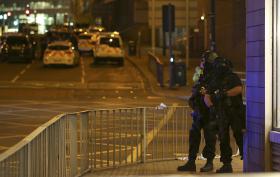 GOVERNO MANTÉM CONTACTO COM LONDRES PORQUE HÁ VÍTIMAS DO ATENTADO POR IDENTIFICAR — SE COMUNIDADES