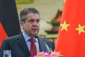 BERLIM AFIRMA QUE AS AÇÕES DE TRUMP ESTÃO A ENFRAQUECER O OCIDENTE