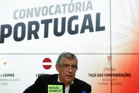 FERNANDO SANTOS ASSUME QUE DEIXAR ÉDER DE FORA É “CONSTRANGEDOR”