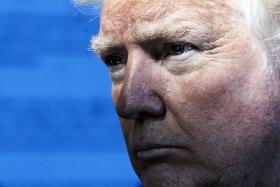 CASA BRANCA ESTUDA SUBMETER ‘TWEETS’ DE TRUMP A SUPERVISÃO PRÉVIA