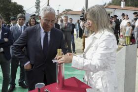 ANTÓNIO COSTA DIZ QUE ECONOMIA É COMO UMA BICICLETA E HÁ QUE CONTINUAR A PEDALAR