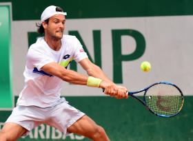 JOÃO SOUSA QUALIFICA-SE PARA A SEGUNDA RONDA DO ROLAND GARROS