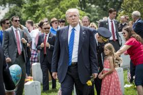 TRUMP VAI FORMALIZAR SAÍDA DOS EUA DO ACORDO DE PARIS SOBRE ALTERAÇÕES CLIMÁTICAS