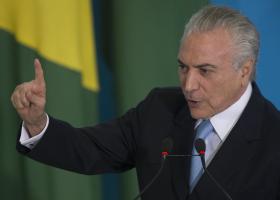 PRESIDENTE DO BRASIL CITA “CONFLITO INSTITUCIONAL” E PEDE PARA ” TRABALHAR EM PAZ”