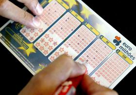 EUROMILHÕES DE SEXTA-FEIRA VAI TER ‘JACKPOT’  DE 152 MILHÕES DE EUROS