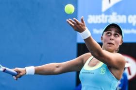 TENISTA TAMIRA PASZEK RETIRA-SE POR TEMPO INDETERMINADO DEVIDO A DOENÇA CRÓNICA