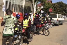POLÍCIA AUMENTA REUNIÕES COM POPULAÇÃO NO CENTRO DE MOÇAMBIQUE PARA TRAVAR CRIMES PASSIONAIS