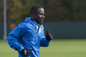 SPORTING CONFIRMA REFORÇO DOUMBIA POR EMPRÉSTIMO DA AS ROMA