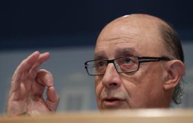 MINISTRO DAS FINANÇAS DE ESPANHA APELA À PRESUNÇÃO DA INOCÊNCIA DE RONALDO