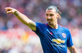 SUECO IBRAHIMOVIC NA LISTA DE DISPENSAS DO MANCHESTER UNITED, DE JOSÉ MOURINHO