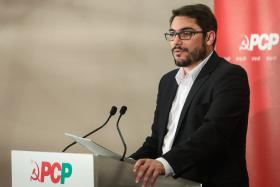 PCP DEFENDE QUE DEVE SER GOVERNO A APURAR CAUSAS DE INCÊNDIOS E PEDE APROVAÇÃO URGENTE DE MEDIDAS
