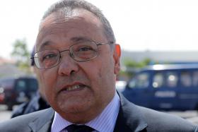 GOVERNO “NÃO PODE POR UMA FACA AO PEITO” POR NÃO VACINAÇÃO MAS VAI RESPONSABILIZAR PAIS