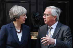 BREXIT: PROPOSTAS DE MAY SÃO ‘INSUFICIENTES’ – JUNCKER
