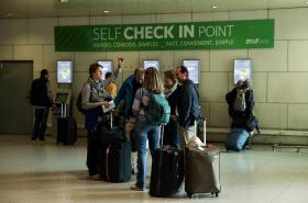 ANA PREVÊ DEMORAS NO CONTROLO DE SEGURANÇA DOS AEROPORTOS NO FIM DE SEMANA DEVIDO A GREVE