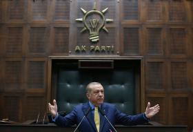 ERDOGAN DIZ QUE NUNCA DEIXARIA ISOLADO O QATAR E PEDE LEVANTAMENTO DE SANÇÕES