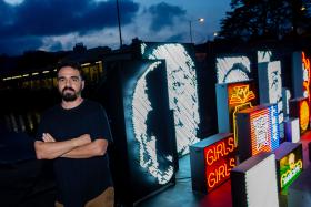 VHILS INAUGURA NA SEXTA-FEIRA PRIMEIRA EXPOSIÇÃO INDIVIDUAL EM PEQUIM