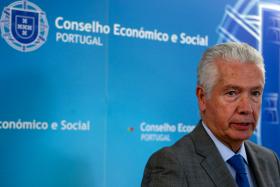 GOVERNO CONFIRMA POUPANÇAS DE 250 ME EM JUROS APÓS REVISÃO DO CENÁRIO MACROECONÓMICO