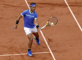 ROLAND GARROS: NADAL PASSA ÀS MEIAS-FINAIS APÓS ABANDONO DE CARREÑO BUSTA