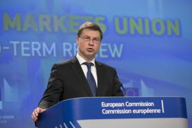 DOMBROVSKIS “SATISFEITO” COM SAÍDA DE PORTUGAL DO DÉFICE EXCESSIVO MAS PEDE MAIS “TRABALHO ÁRDUO”