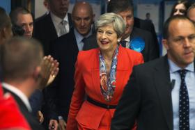 ELEIÇÕES/REINO UNIDO: PIERRE MOSCOVICI DIZ QUE THERESA MAY “PERDEU A APOSTA”
