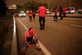 INCÊNDIOS: “ESTA É SEGURAMENTE A MAIOR TRAGÉDIA QUE TEMOS VIVIDO” — PRIMEIRO-MINISTRO