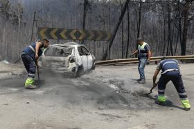 PRIORIDADE TEM DE SER DADA AO COMBATE AO INCÊNDIO E IDENTIFICAÇÃO DAS VÍTIMAS — COSTA