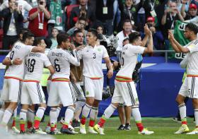 FIFA ADVERTE MÉXICO POR CÂNTICOS DISCRIMINATÓRIOS DOS ADEPTOS NA TAÇA DAS CONFEDERAÇÕES