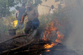 FOGO ALASTRA EM GÓIS E OBRIGA A EVACUAR LAR DE IDOSOS — CÂMARA