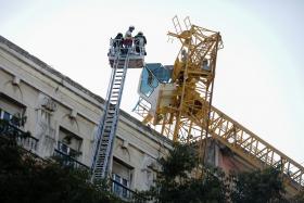 AV. ANTÓNIO AUGUSTO DE AGUIAR, LISBOA, CONTINUA FECHADA SEM PREVISÃO DE REABERTURA