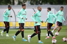 PORTUGAL TREINA EM KAZAN COM GUERREIRO E BERNARDO EM DÚVIDA PARA A TAÇA DAS CONFEDERAÇÕES