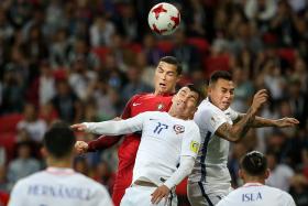 PORTUGAL E CHILE EMPATADOS A ZERO AO INTERVALO NA TAÇA DAS CONFEDERAÇÕES