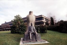 GULBENKIAN INVESTE ESTE ANO 500 MIL EUROS EM OBRAS DE ARTE CONTEMPORÂNEA