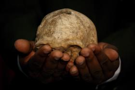 HOMEM ATUAL É 100.000 ANOS MAIS ANTIGO QUE O QUE SE PENSAVA