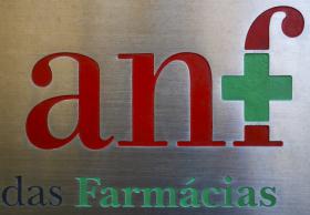 RELAÇÃO REDUZ MULTA À ASSOCIAÇÃO NACIONAL DE FARMÁCIAS EM MAIS DE 90%