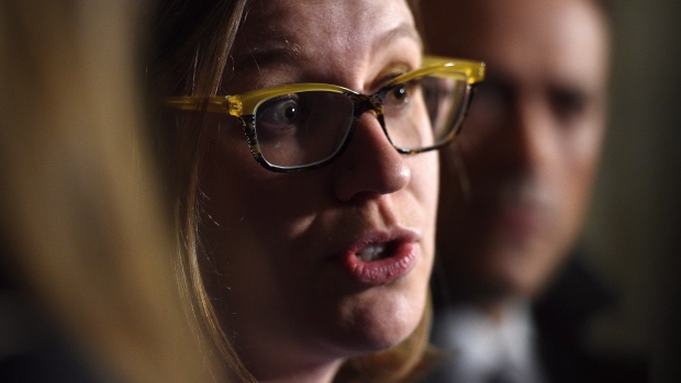 Karina Gould, ministra das instituições democráticas, disse que o governo iniciará consultas para evitar ameaças à democracia do Canadá. (Sean Kilpatrick / Canadian Press)