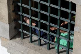 SEIS RECLUSOS MORTOS E OITO EM FUGA APÓS MOTIM EM PRISÃO BRASILEIRA