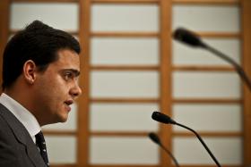 SÉRGIO AZEVEDO ESCLARECE QUE VIAJOU A CONVITE DA HUAWEI MAS NÃO ENQUANTO DEPUTADO