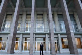 ABAIXO-ASSINADO PEDE A REITOR DA UNIVERSIDADE DE LISBOA CONTRATAÇÃO DE DOUTORADOS