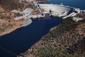 FACILITADO ACESSO DE AGRICULTORES À ÁGUA DO ALQUEVA PARA GADO E REGA DEVIDO À SECA