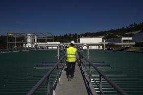 SÓ 1,2% DA ÁGUA RESIDUAL TRATADA É REUTILIZADA, ZERO DIZ QUE É PRIORIDADE AUMENTAR