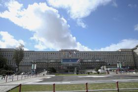 TRIBUNAL DE CONTAS CHUMBA CONTAS DOS HOSPITAIS DE SANTA MARIA E PULIDO VALENTE EM 2014