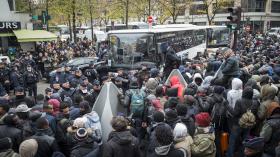 HRW ACUSA POLÍCIA FRANCESA DE “ABUSOS SISTEMÁTICOS” CONTRA MIGRANTES EM CALAIS