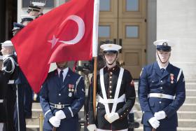 SÍRIA: PENTÁGONO ALERTA PARA RISCOS APÓS FUGA DE INFORMAÇÃO TURCA SOBRE BASES DOS EUA