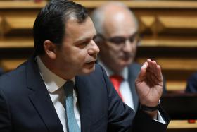 PSD MARCOU DEBATE PARA SEXTA-FEIRA SOBRE CORTES DE DESPESA NOS SERVIÇOS PÚBLICOS