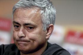 MANCHESTER UNITED, DE MOURINHO, VENCE CITY NOS ESTADOS UNIDOS